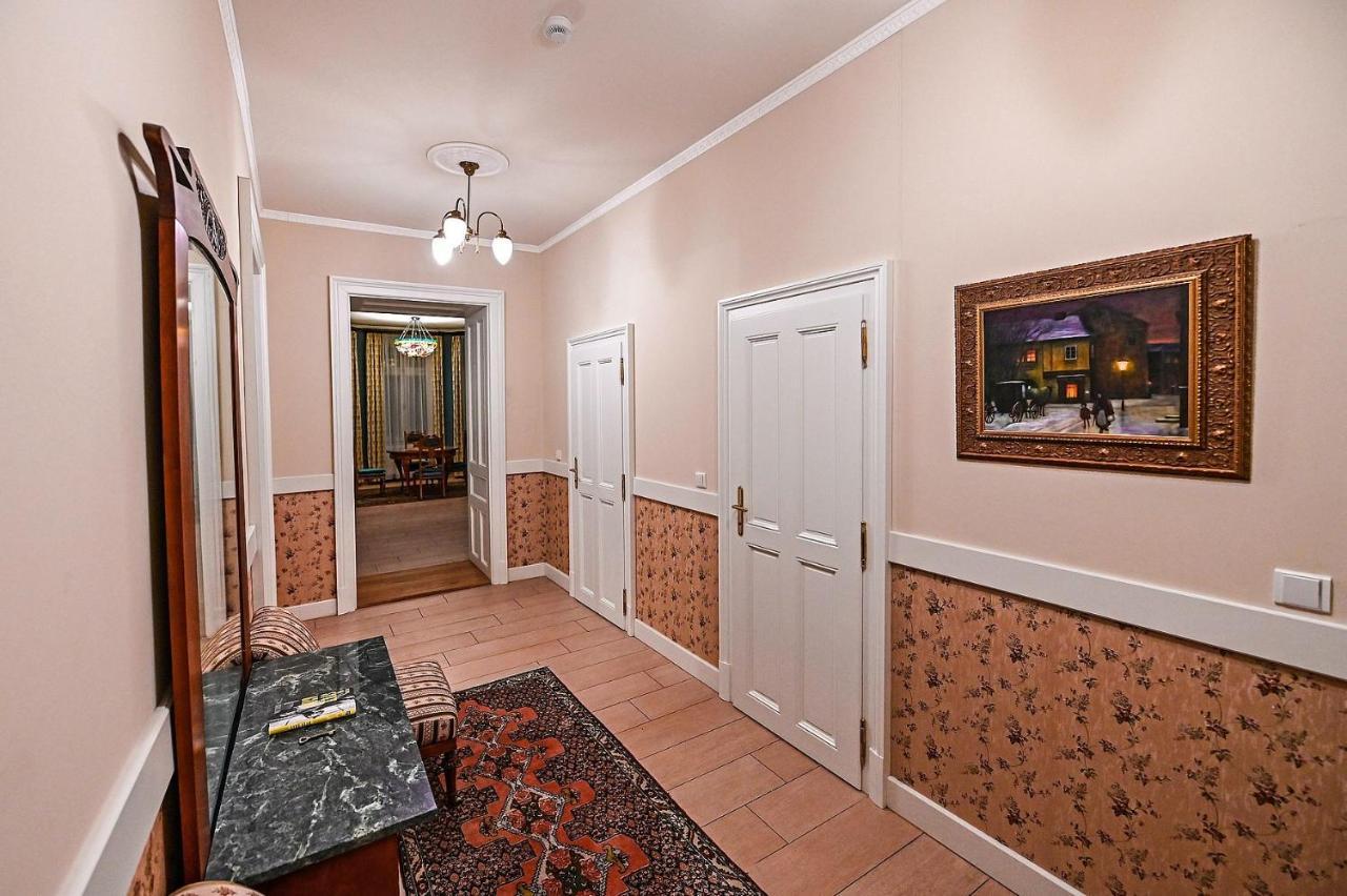 Apartment Biskupska *